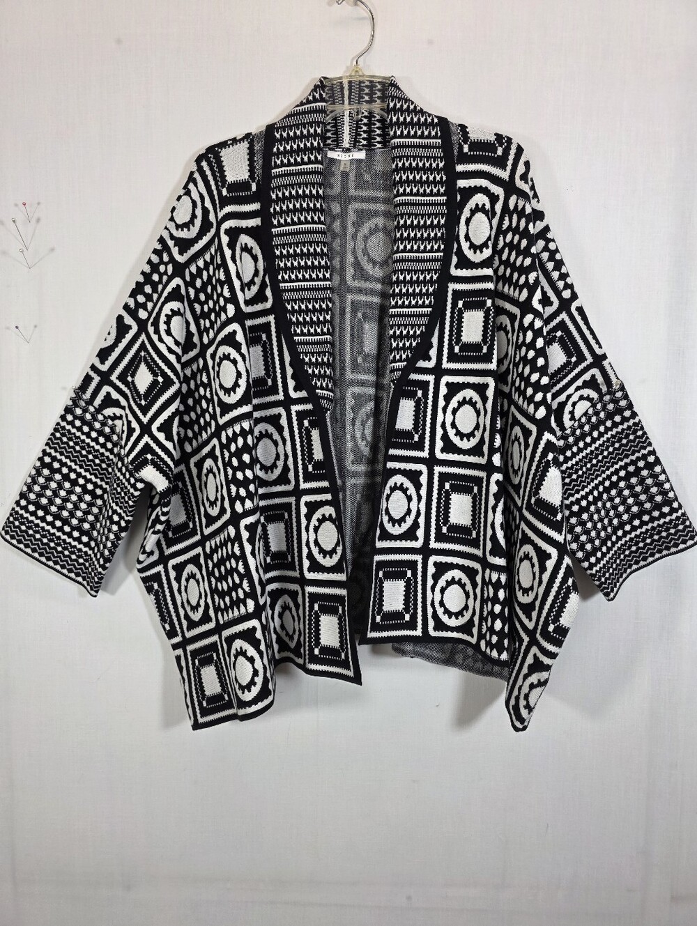 Sioni Geometric Pattern Open Front Cardigan Kimono Knit Sweater Small Black Whit